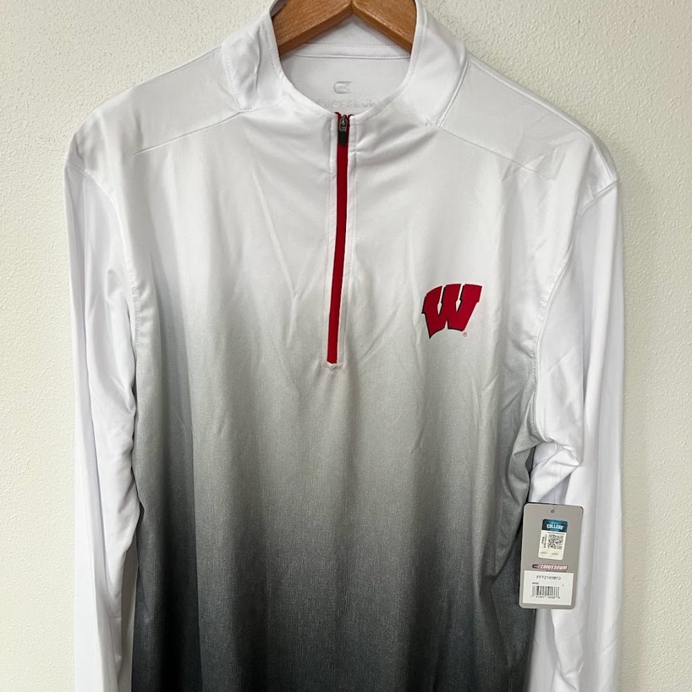 Badgers Quarter Zip Pullover - NWT - Size L